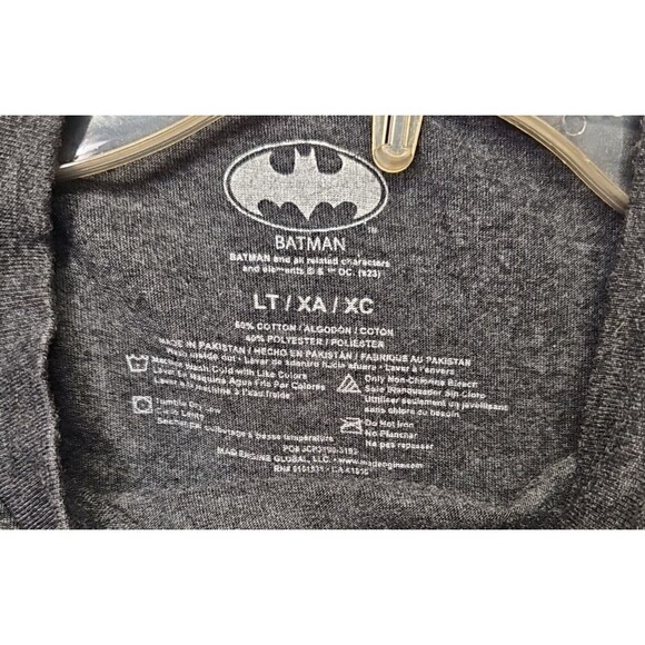 Batman Brand T-Shirt Size LT Pre Loved Black with Graphic DC Comics VTG - Picture 2 of 6